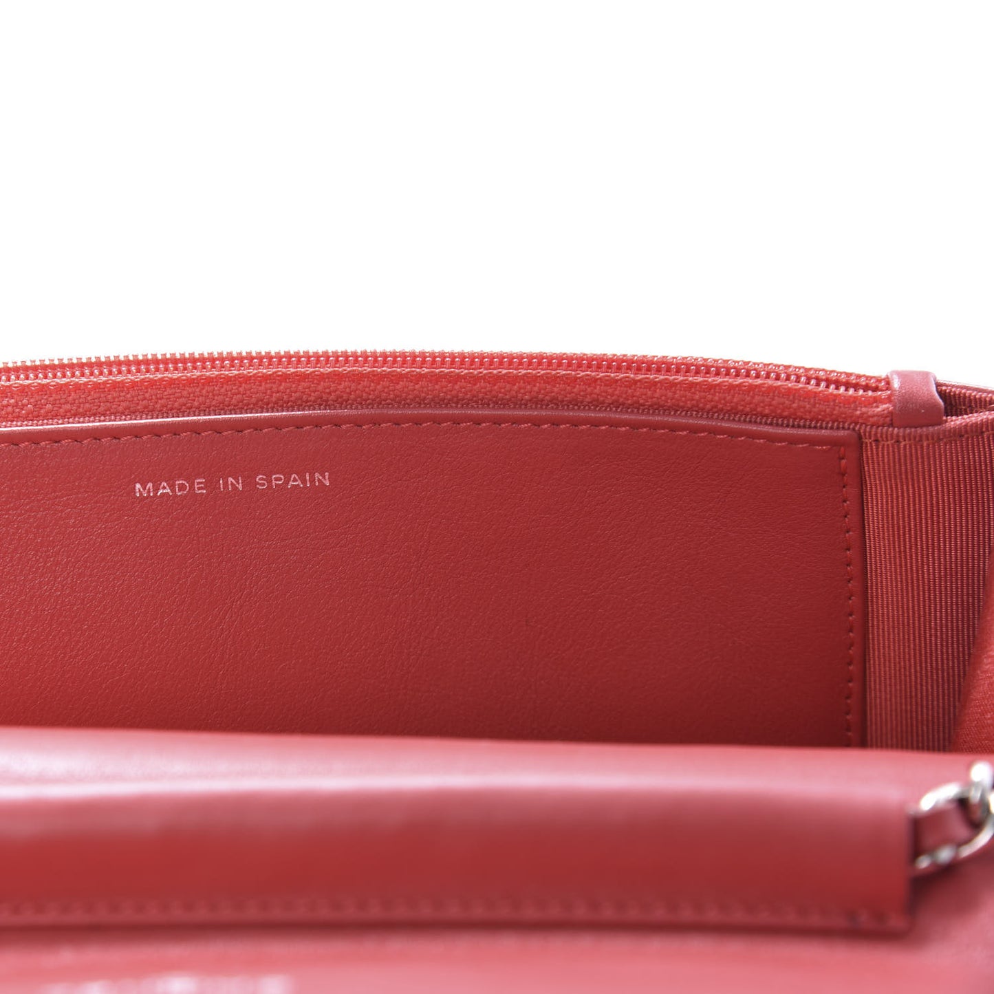Patent Quilted Wallet On Chain WOC Coral