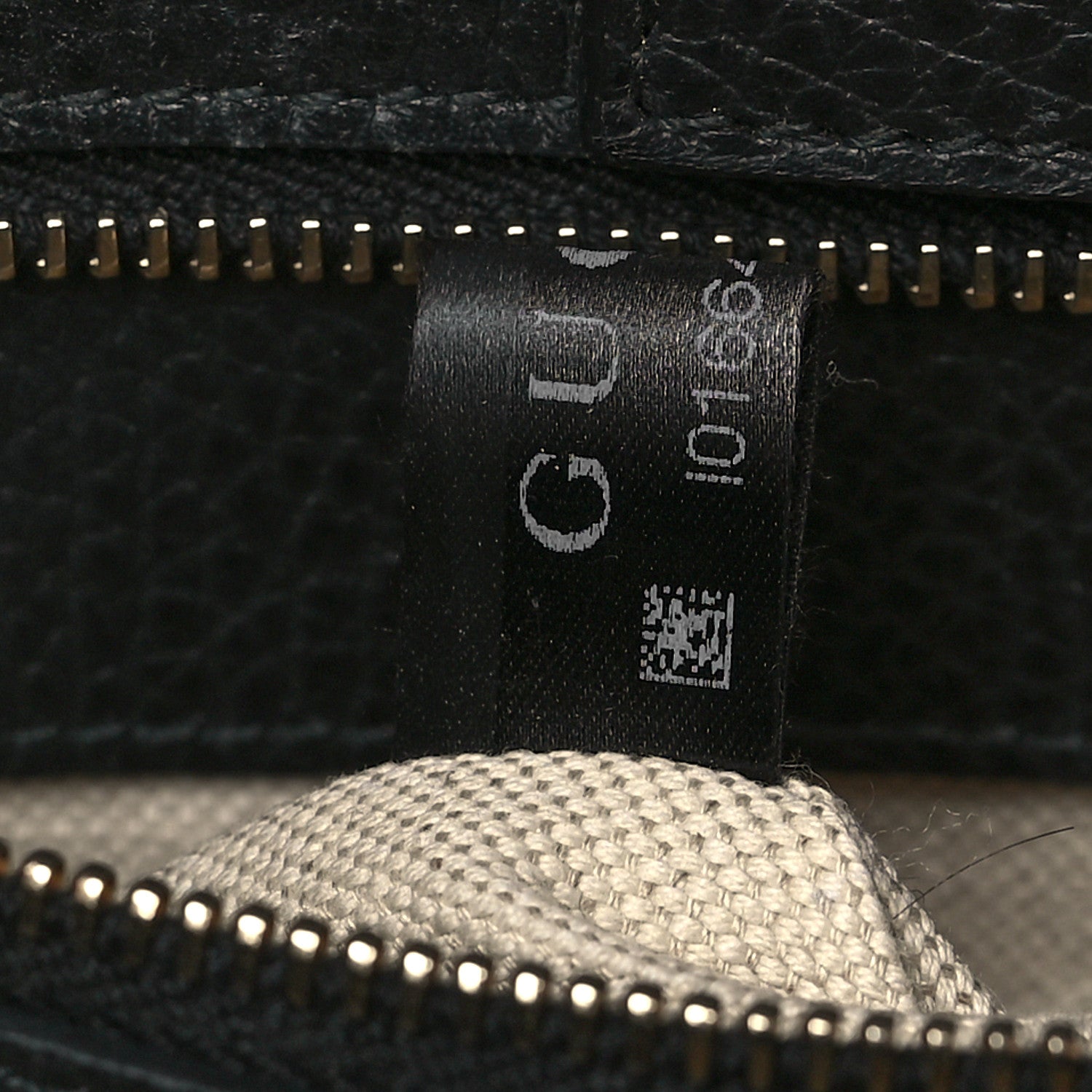 Gucci Pebbled Calfskin Small Swing Tote Black 7 of 12
