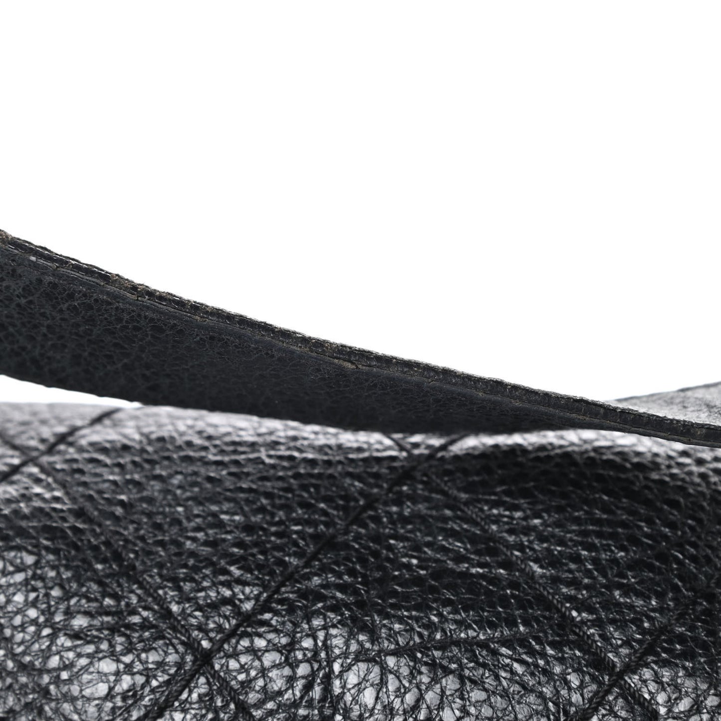 Glazed Calfskin Stitched On The Road Flap Black