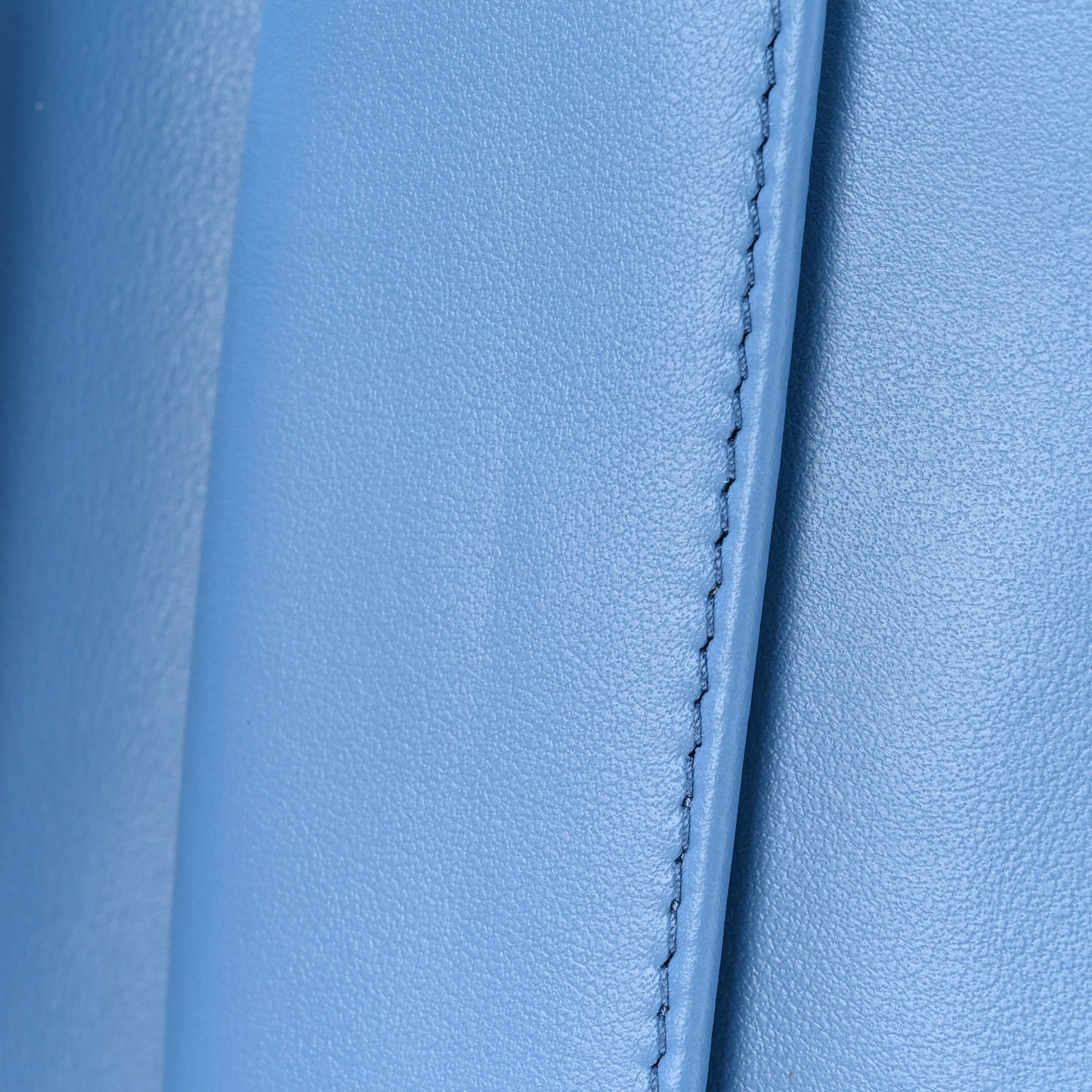 Vitello Daino Small Bi-Fold Wallet Mare