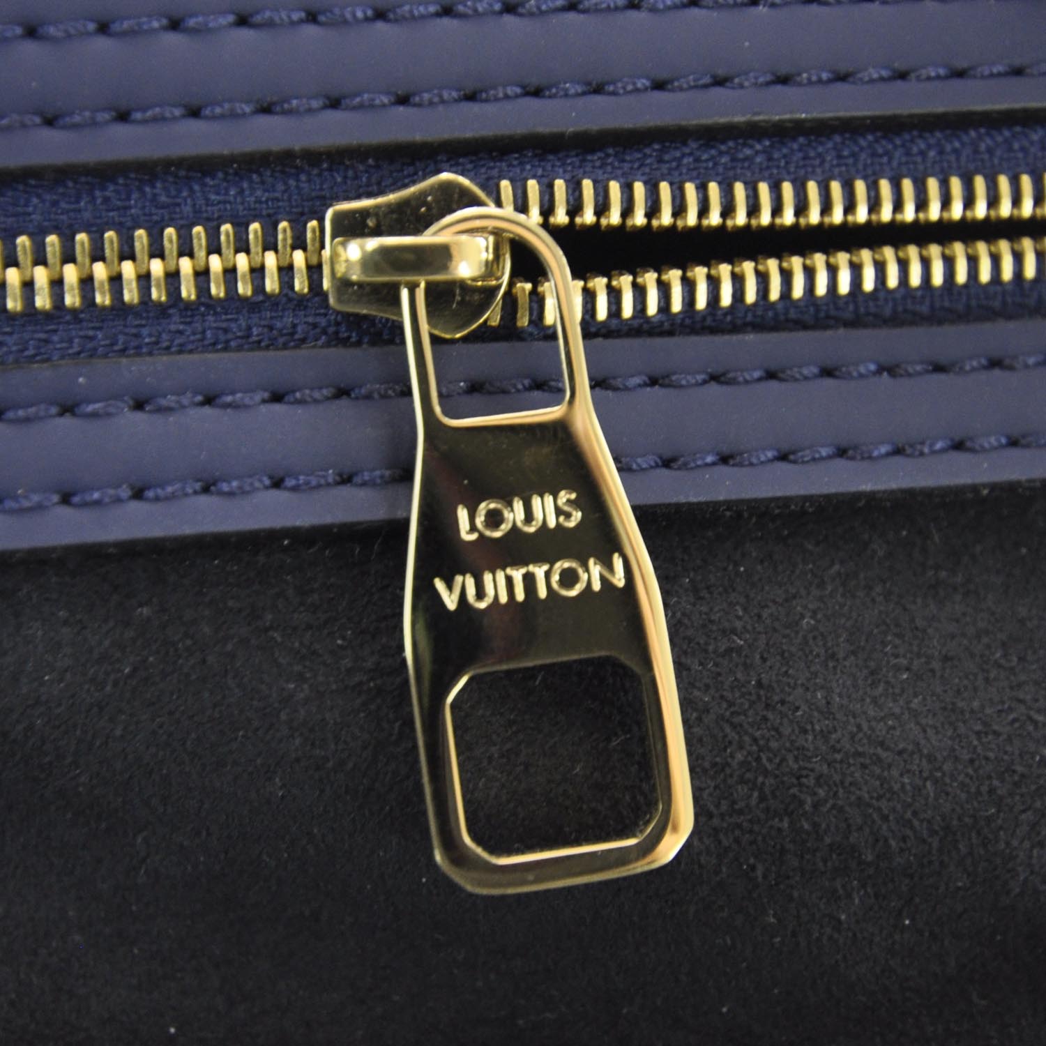 Louis Vuitton Monogram Addiction Vertical Lockit MM Blue 10 of 10