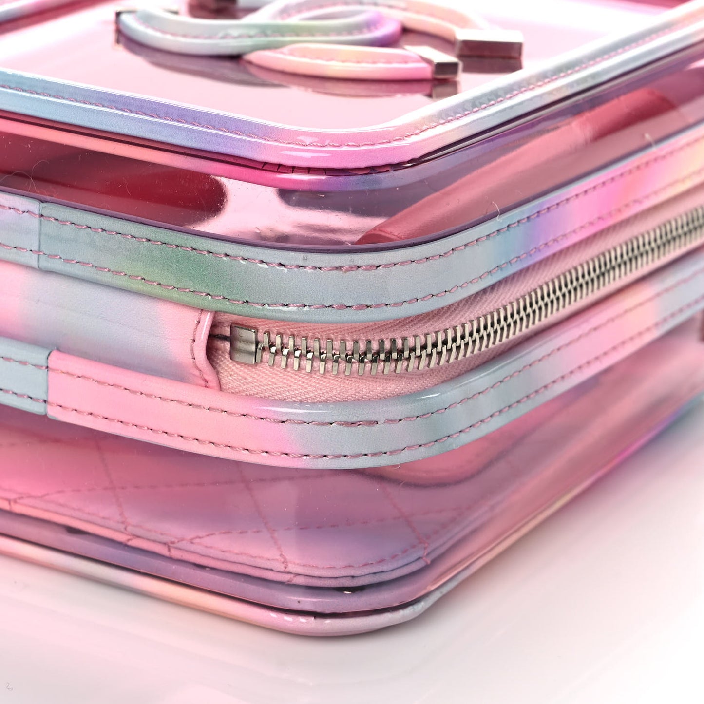 PVC Patent Calfskin Patent Lambskin Vertical Vanity Case Pink