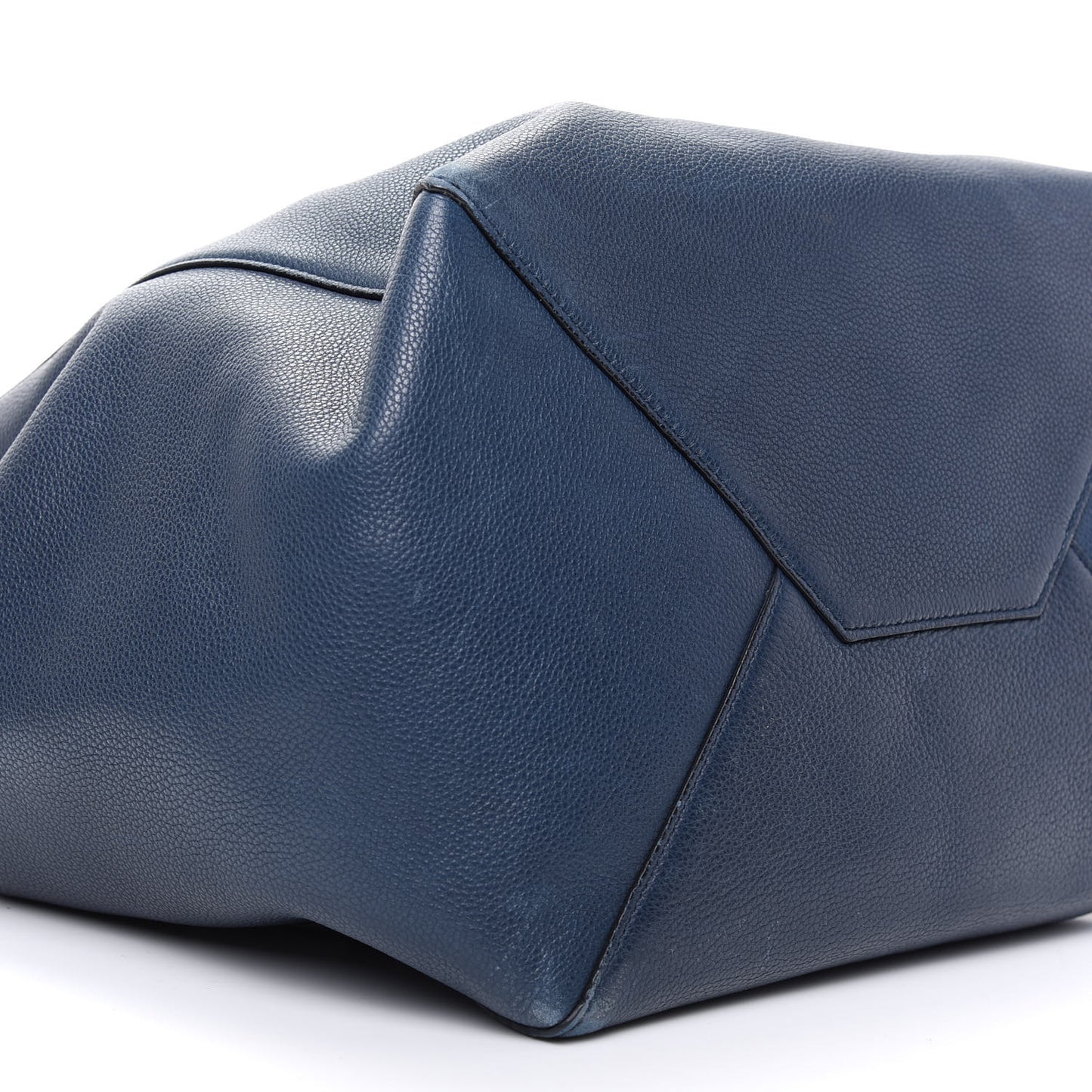 Soft Grained Calfskin Medium Cabas Phantom Slate