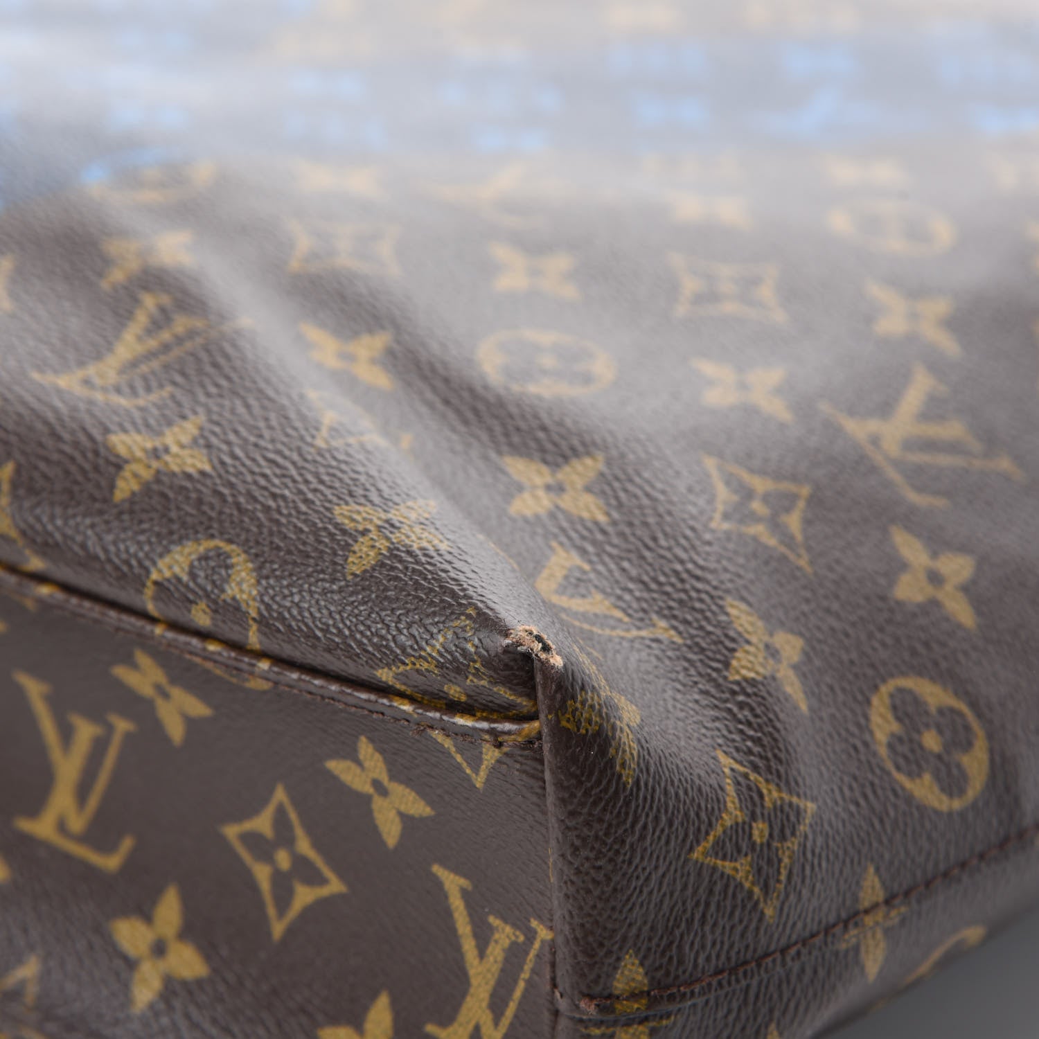 Louis Vuitton Monogram V Cabas Jour Blue 9 of 20