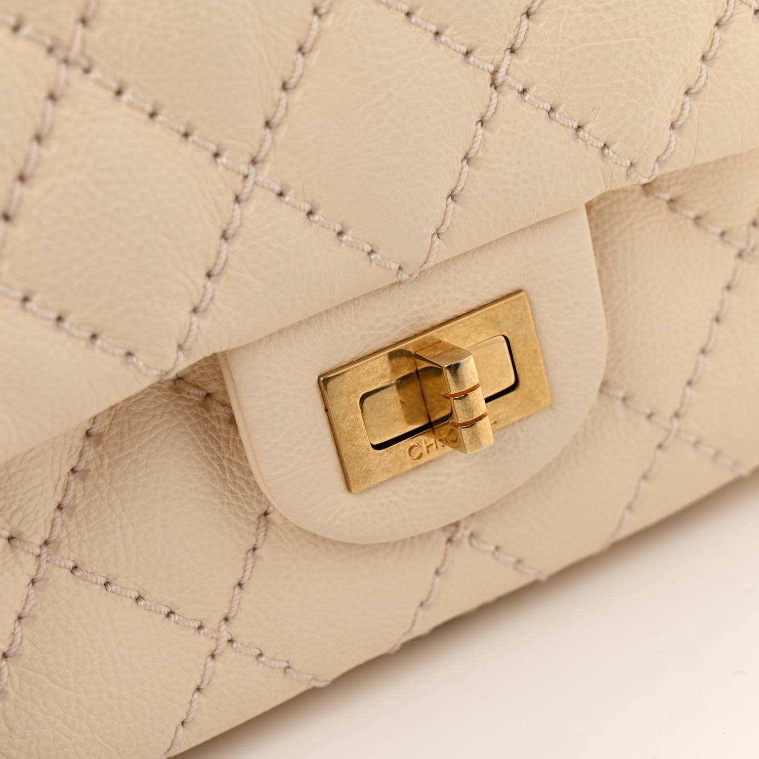Chanel Aged Calfskin Quilted 2.55 Reissue 226 Flap Ivory 12 of 15