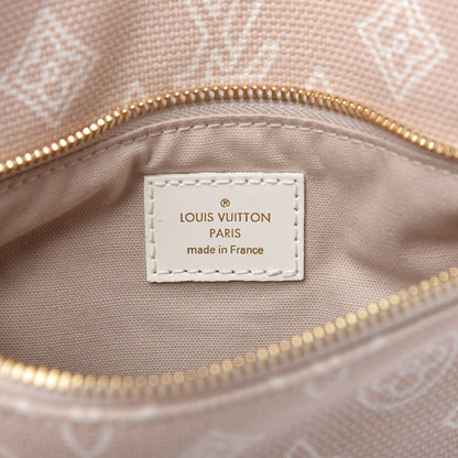 Louis Vuitton Cabas Ipanema PM Sandy 9 of 10