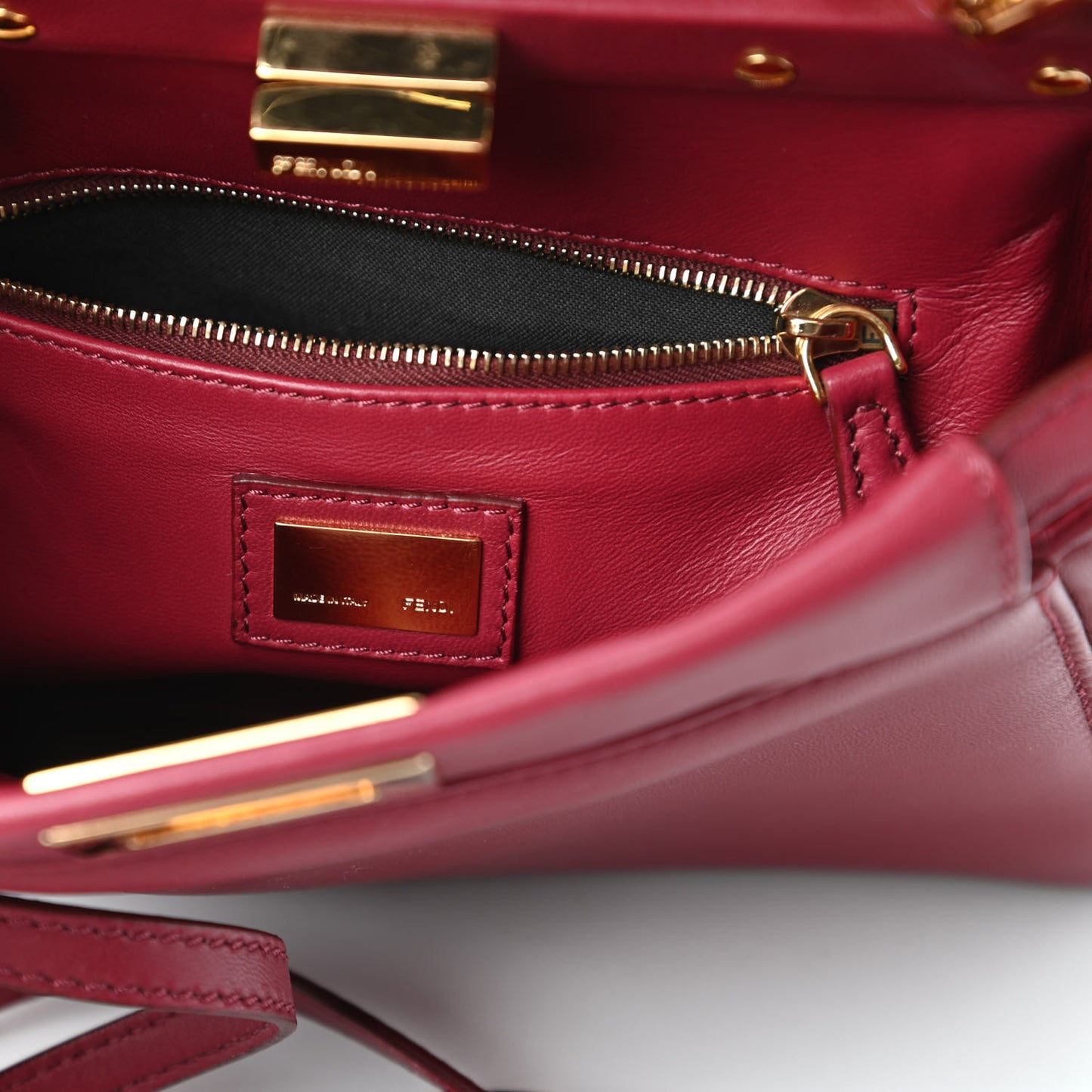 Nappa Mini Peekaboo Iconic Satchel Amarena