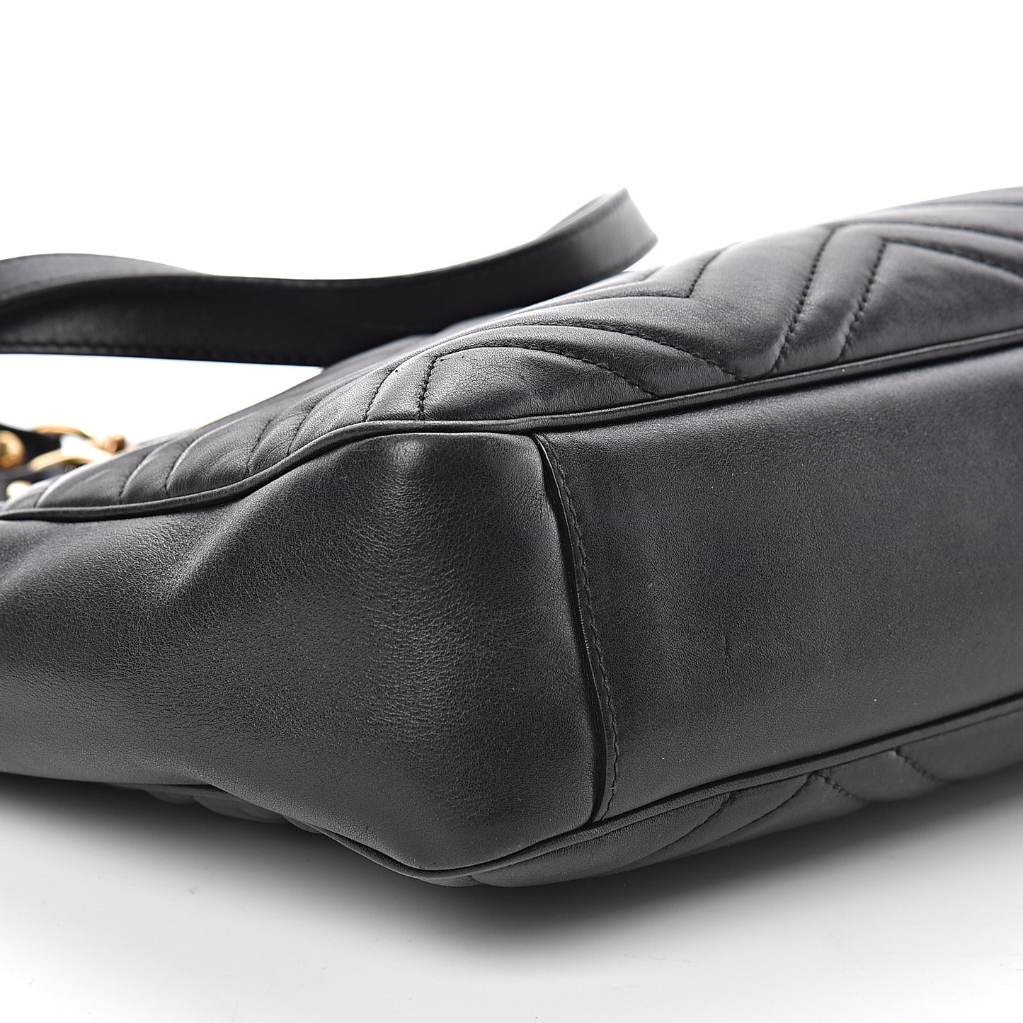 Calfskin Matelasse Medium GG Marmont Open Top Shoulder Bag Black