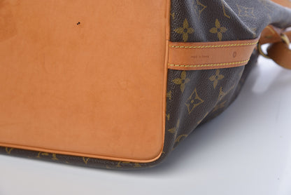 Louis Vuitton Monogram Petit Noe 15 of 20