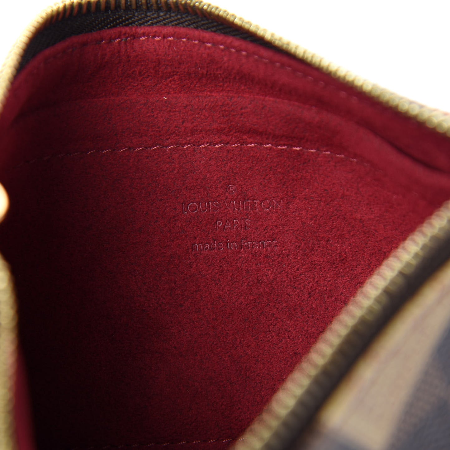 Damier Ebene Trunks Labels Pochette Milla MM