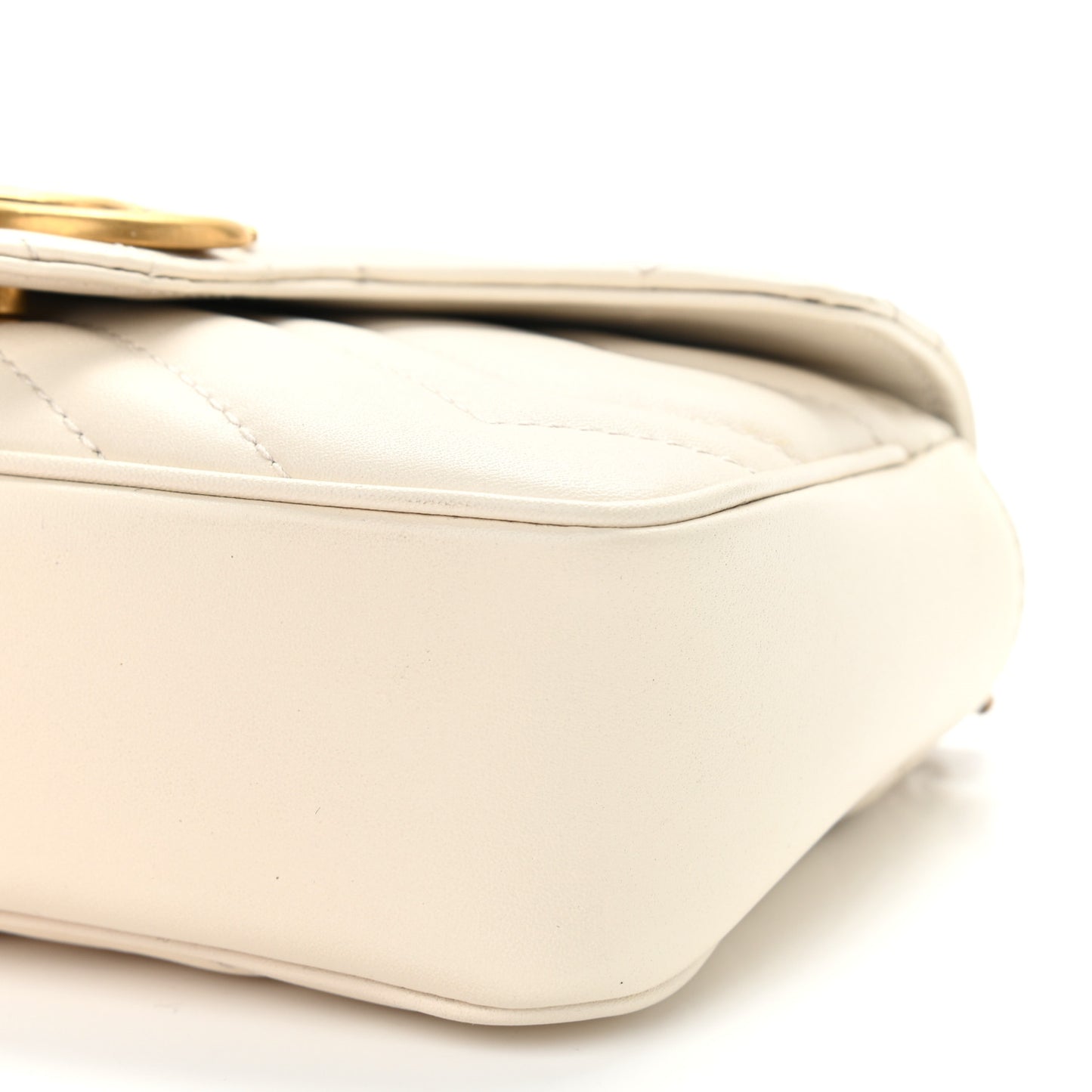 Calfskin Matelasse Super Mini GG Marmont Shoulder Bag White