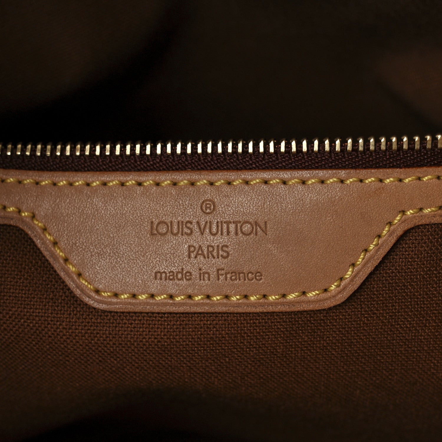 Louis Vuitton Monogram Cabas Mezzo 6 of 11
