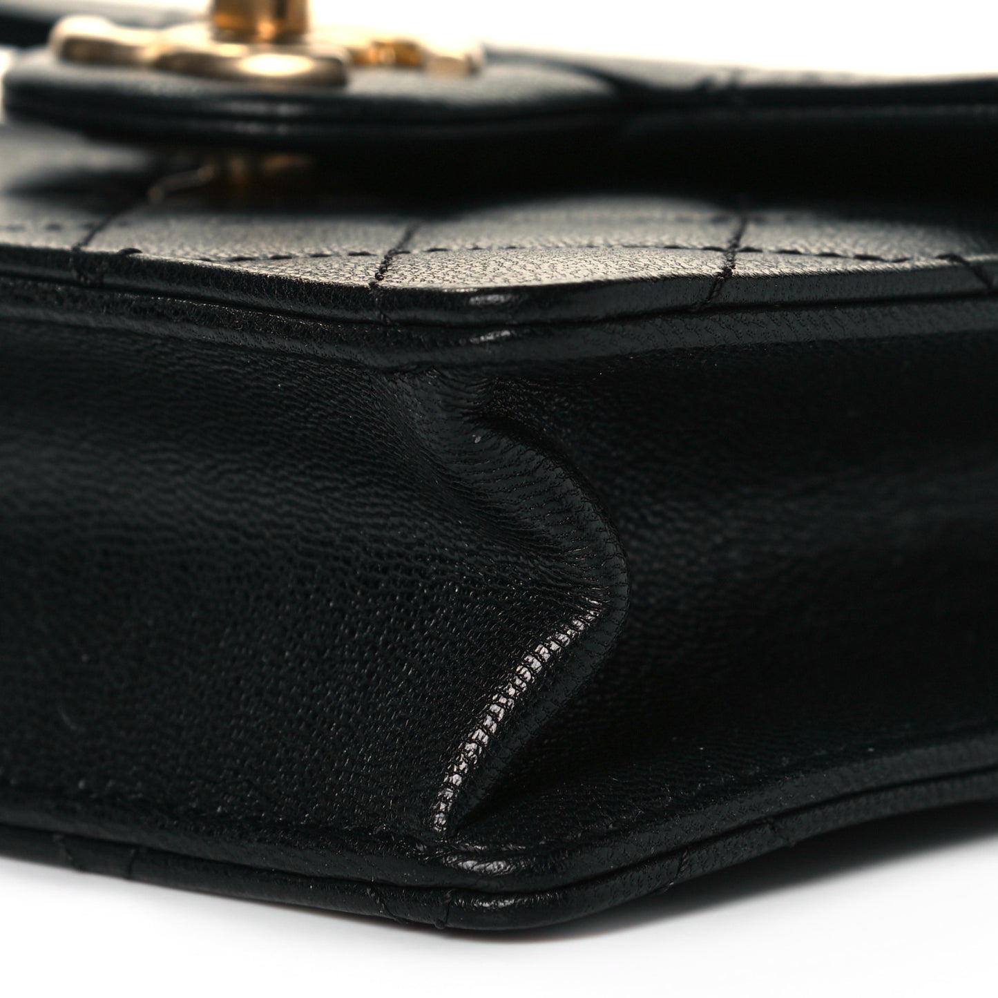 Goatskin Quilted Chic Pearls Flap Black