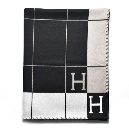 Hermes Wool Cashmere Avalon III Blanket Ecru Black 1 of 4