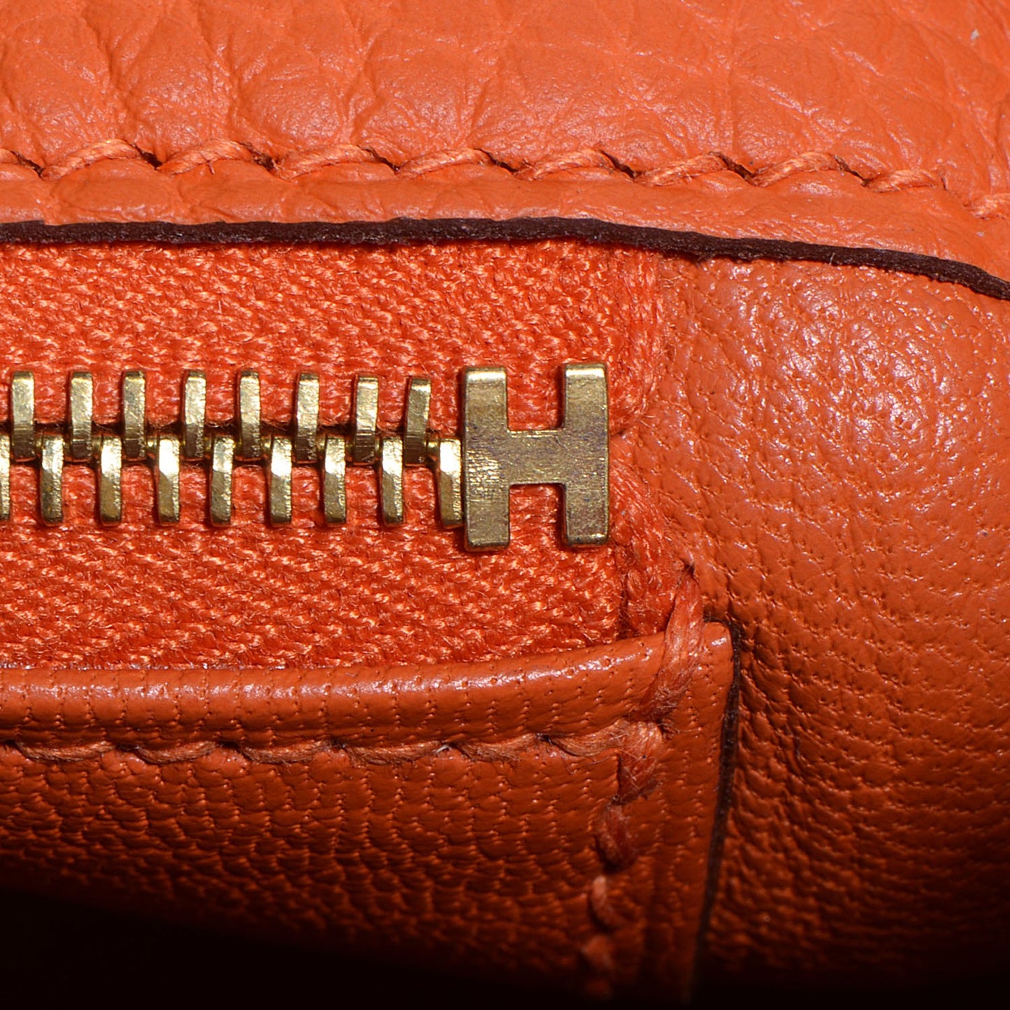 Togo Kelly Retourne 32 Orange