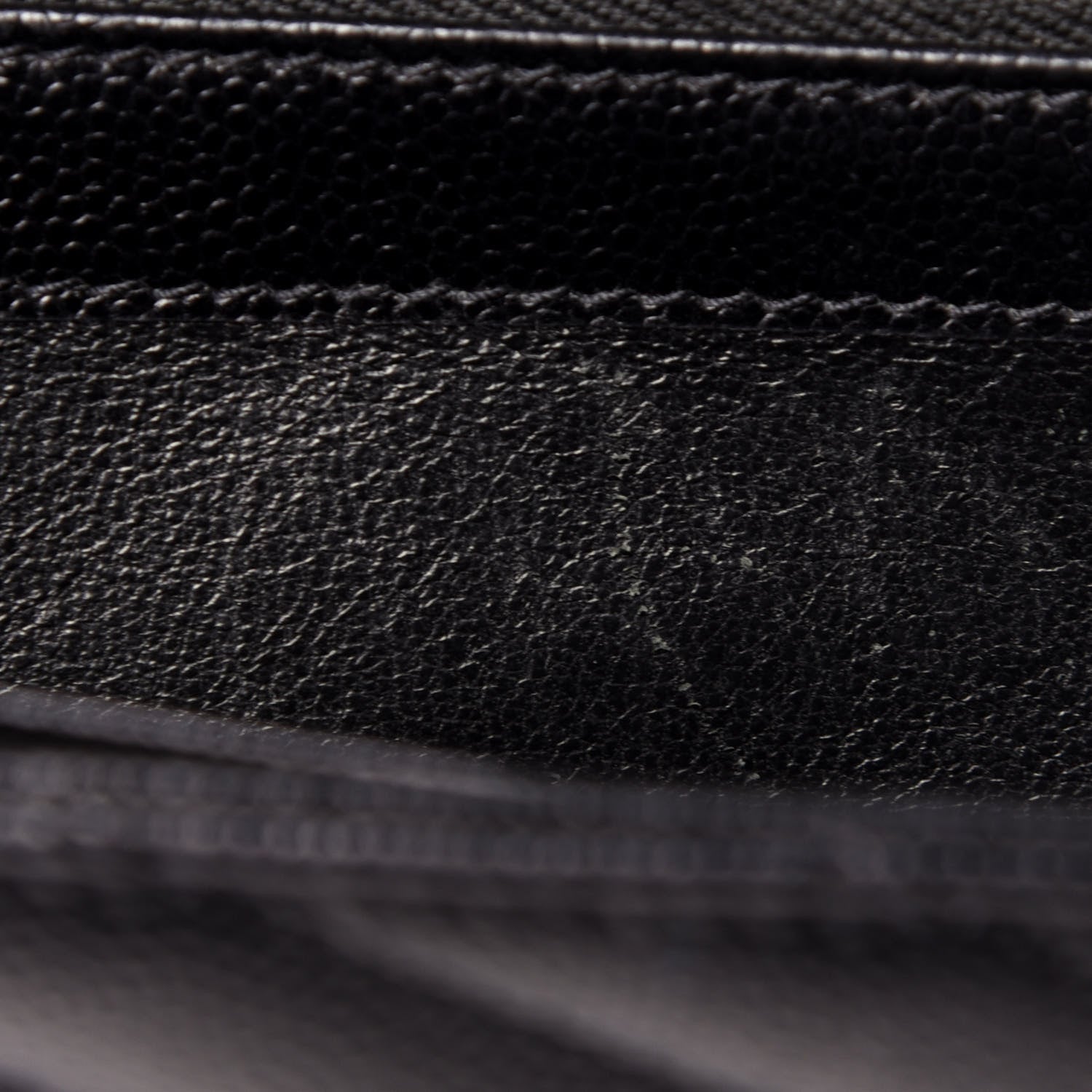 Saint Laurent Grain De Poudre Matelasse Chevron Monogram Flap Wallet Black 11 of 12
