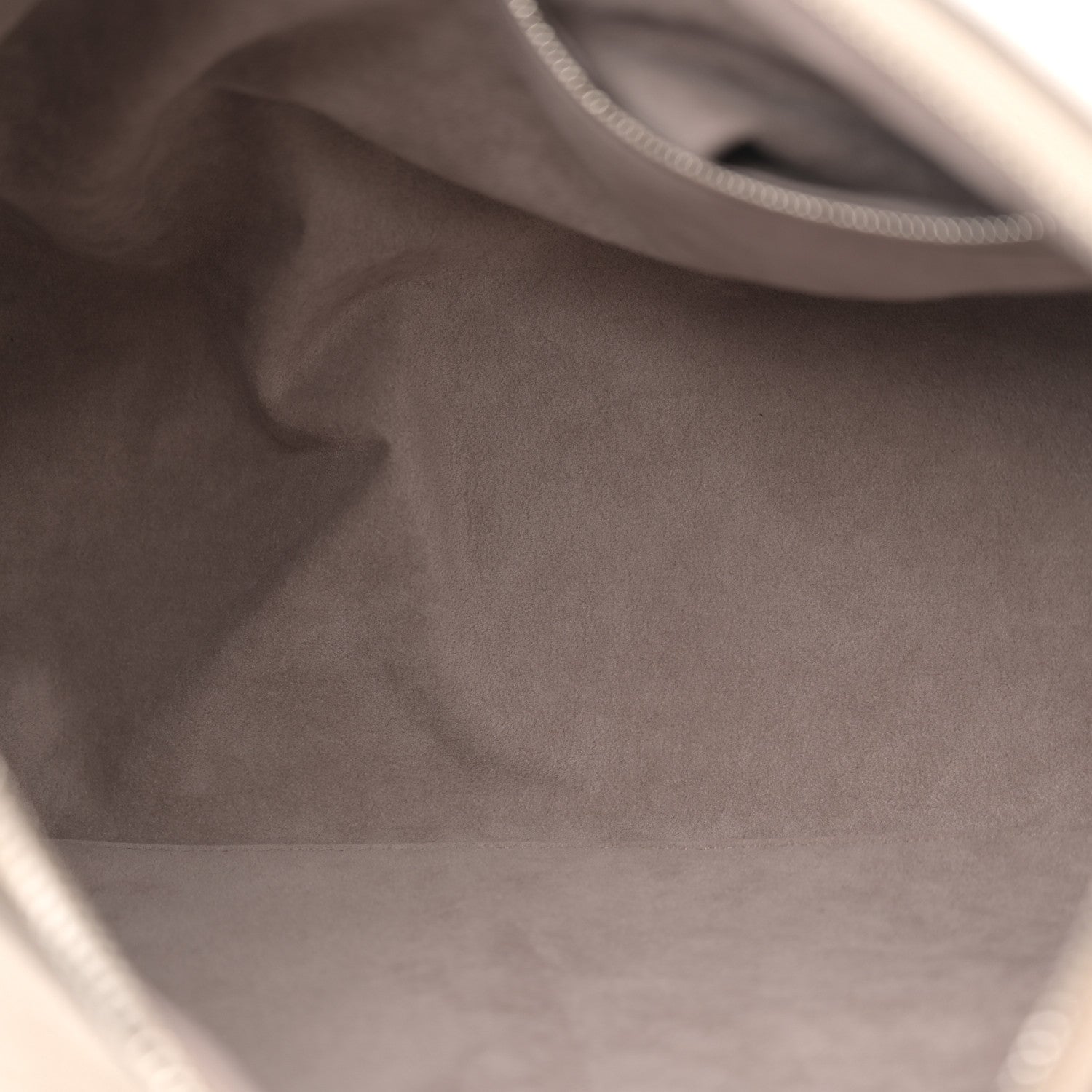 Louis Vuitton Mahina Why Knot MM Galet 5 of 9