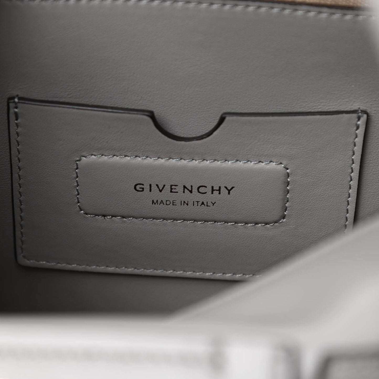 Calfskin Small Soft Antigona Pearl Grey