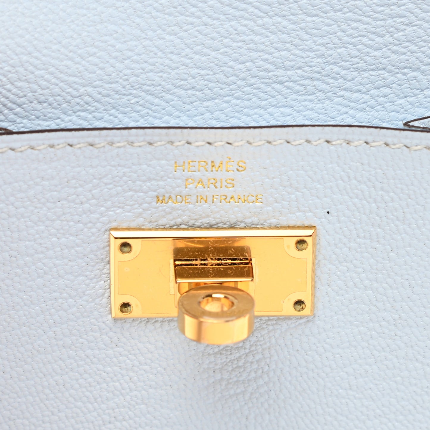 Chevre Mysore Kelly Pocket Compact Wallet Bleu Brume