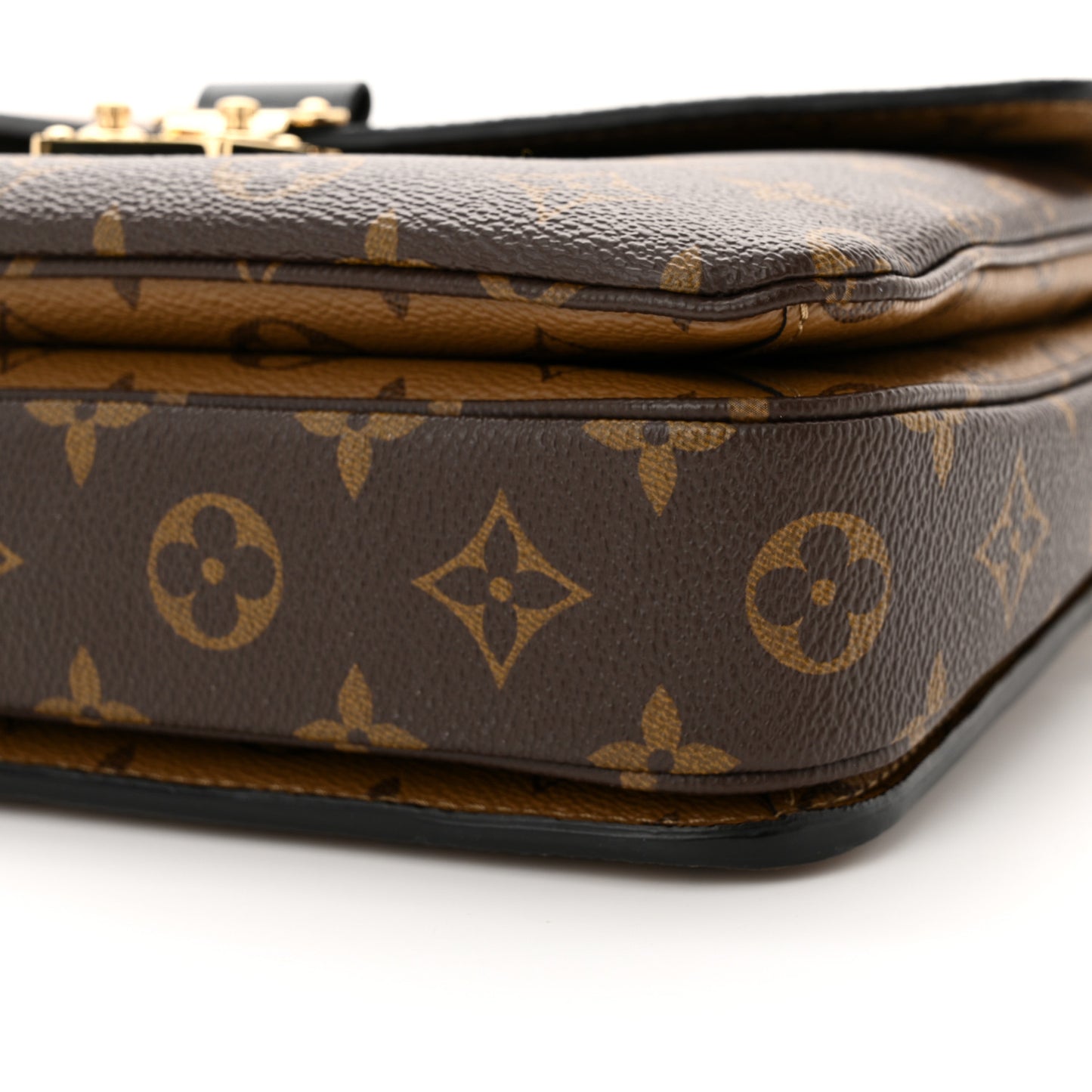 Reverse Monogram Pochette Metis