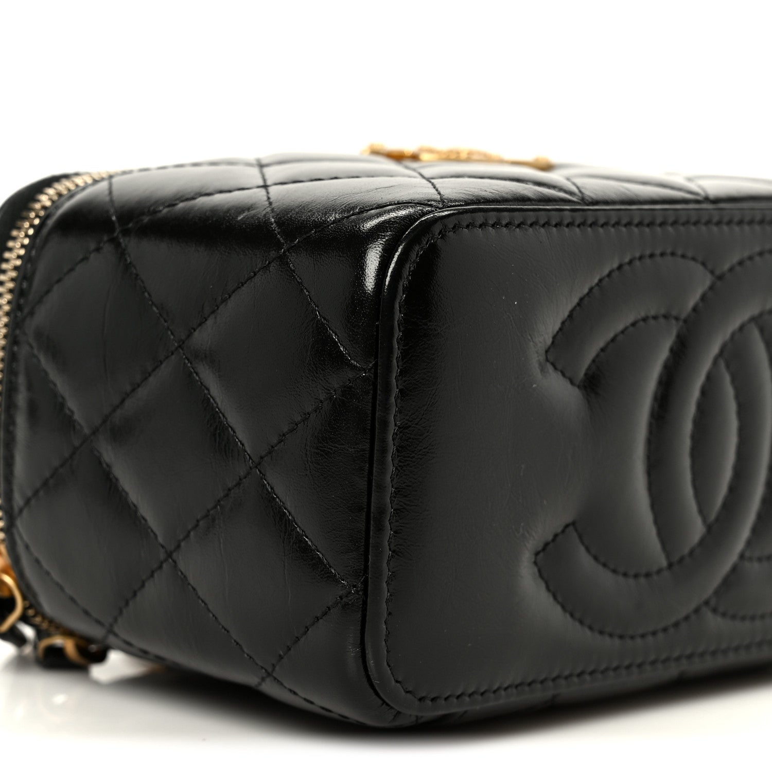 Chanel Shiny Lambskin Quilted CC Links Small Vanity Case With Chain Black 10 of 11