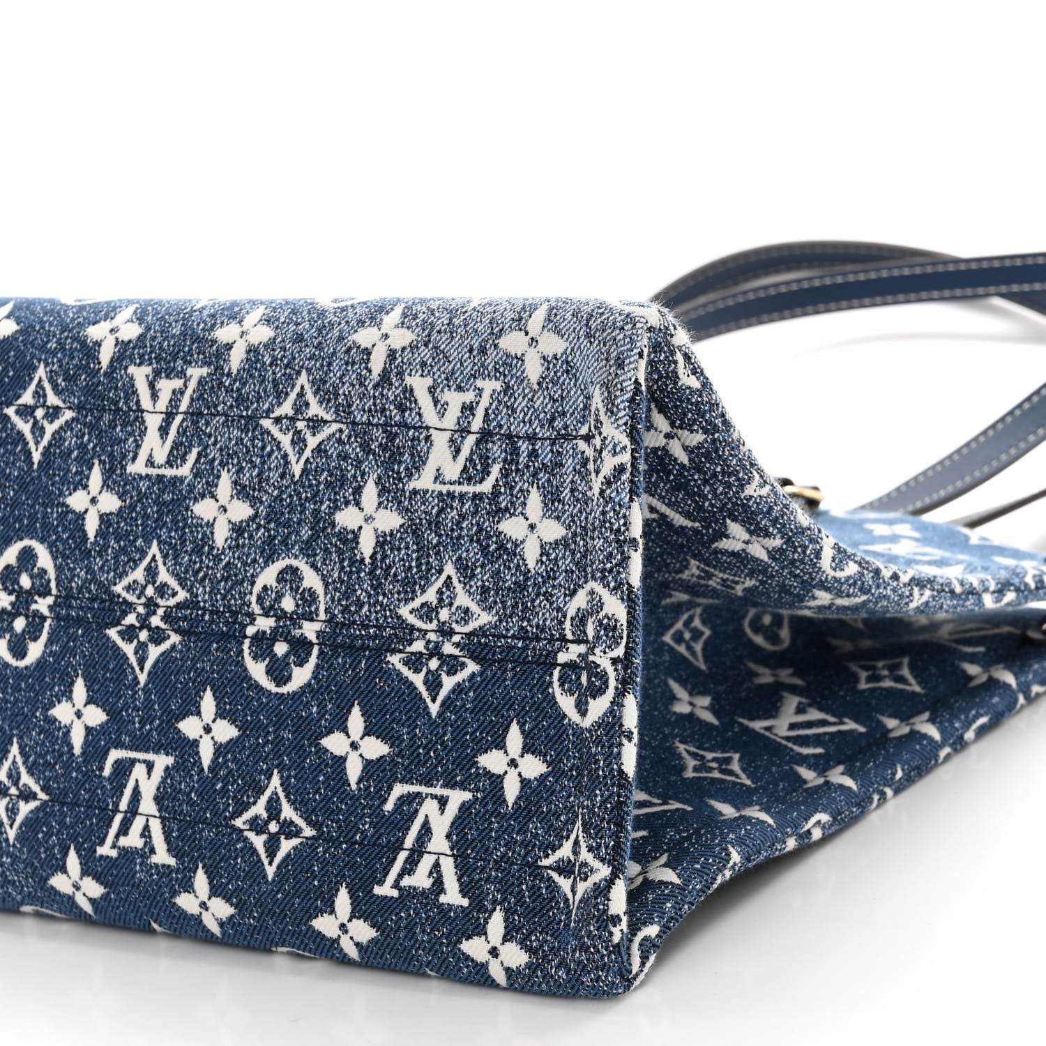 Louis Vuitton Monogram Jacquard Denim Onthego MM Bleu 9 of 9