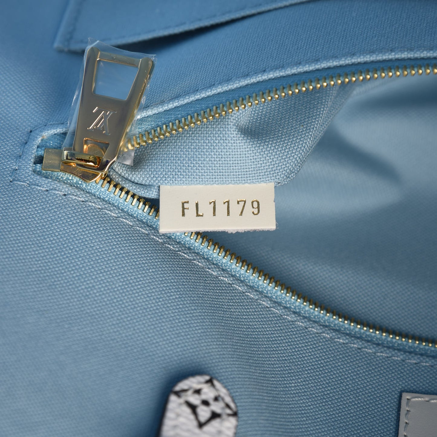 Monogram Giant Hawaii Onthego Blue