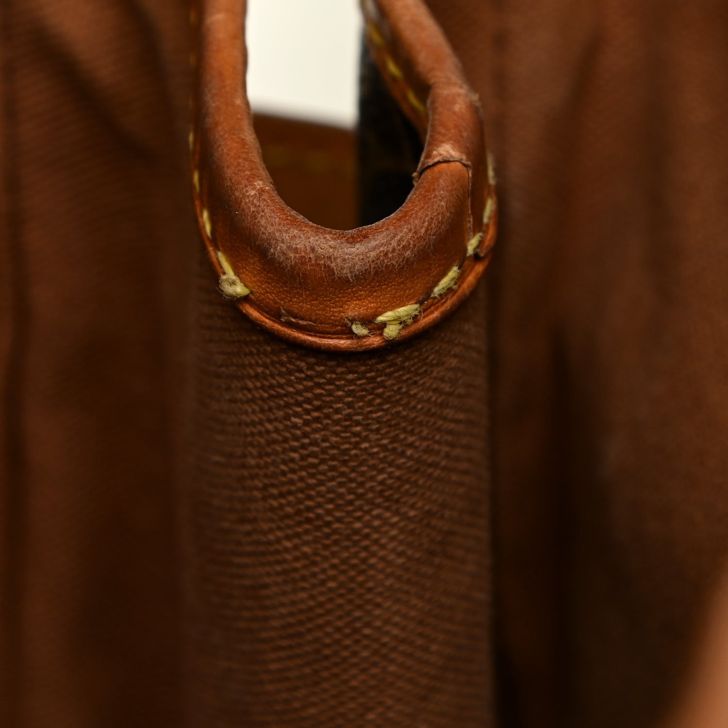 Louis Vuitton Monogram Batignolles Vertical 32 of 39