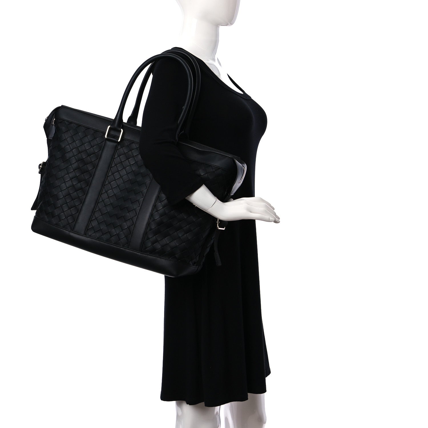 Bottega Veneta Calfskin Intrecciato Zipped Tote Black 2 of 10