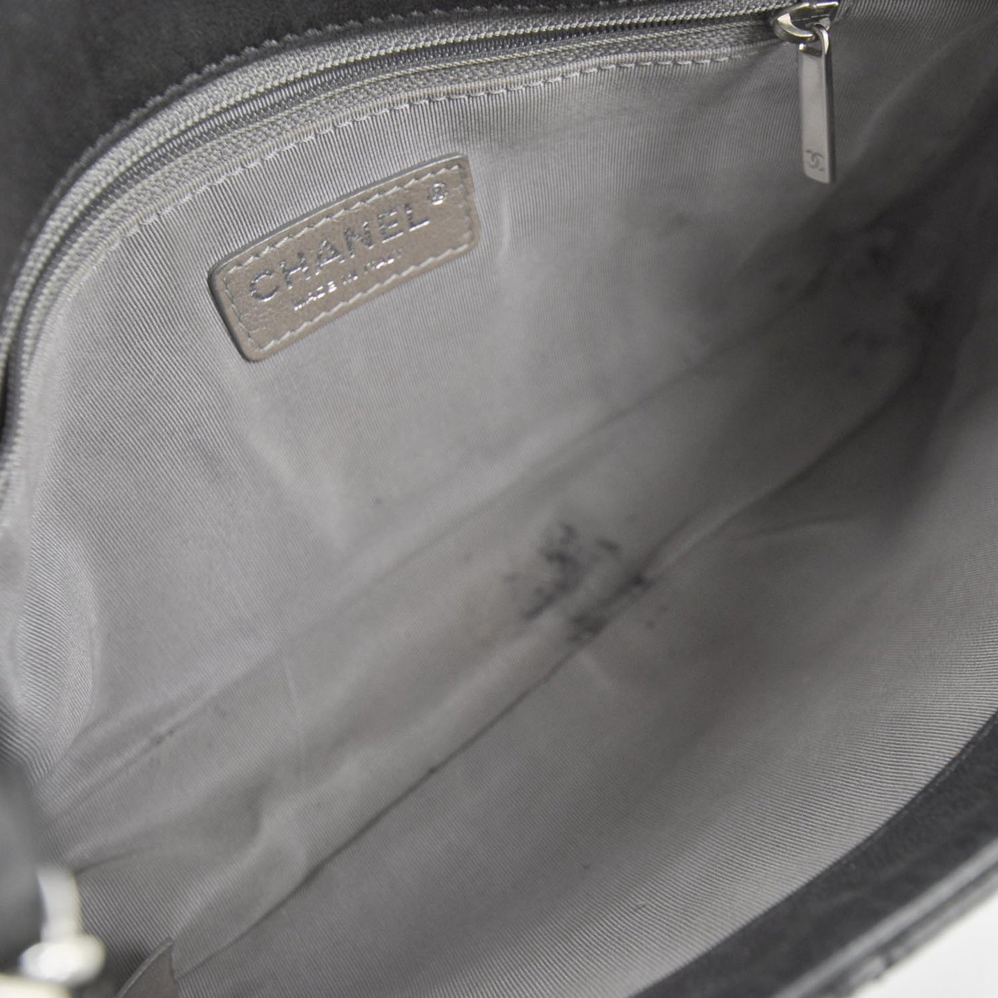 Leather Quilted Medium Flap Black White