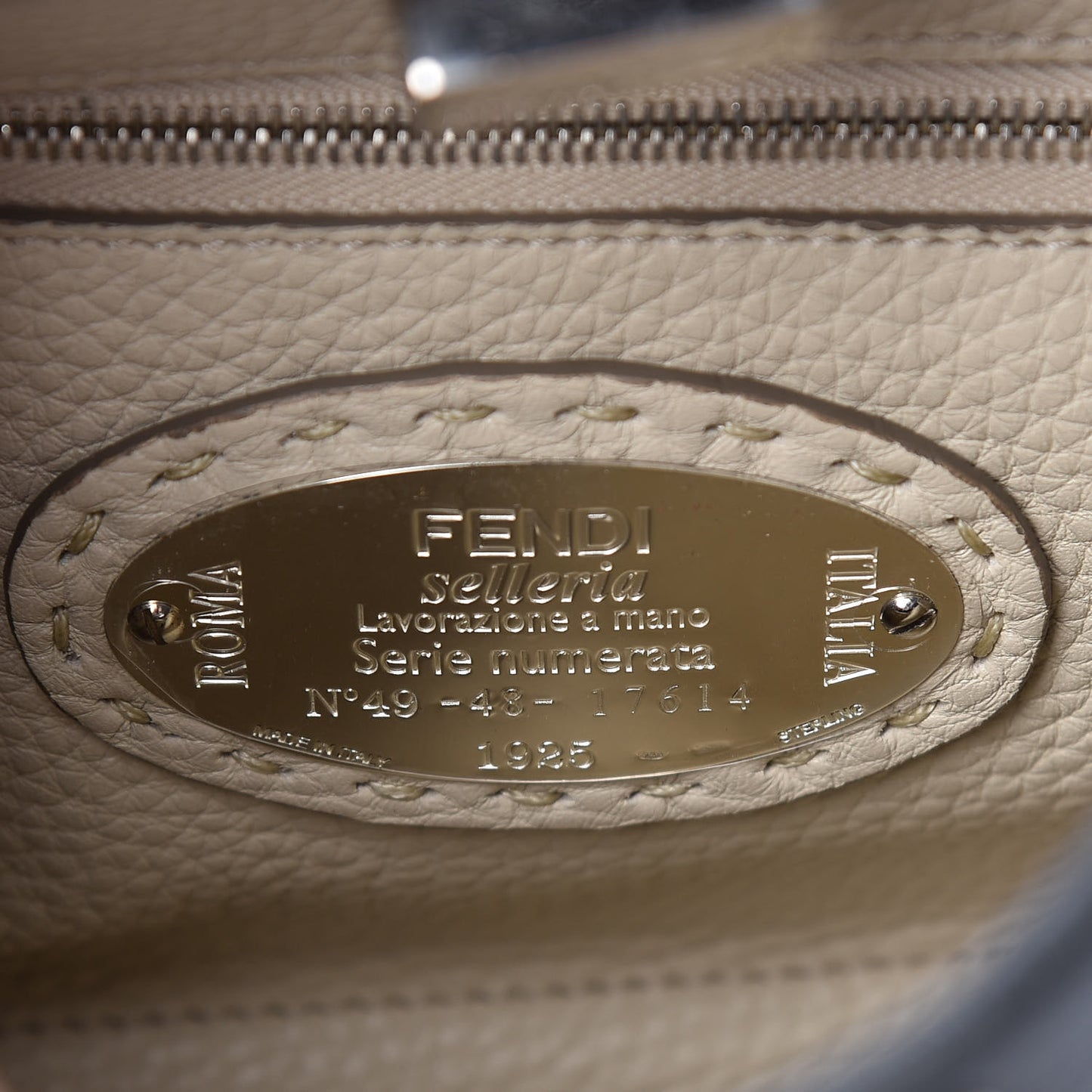 Cuoio Romano Selleria Bi-Color Mini Peekaboo Iconic Satchel Asfalto Latte