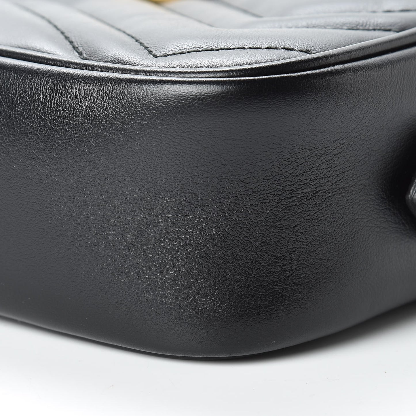 Calfskin Matelasse Mini GG Marmont Chain Shoulder Bag Black
