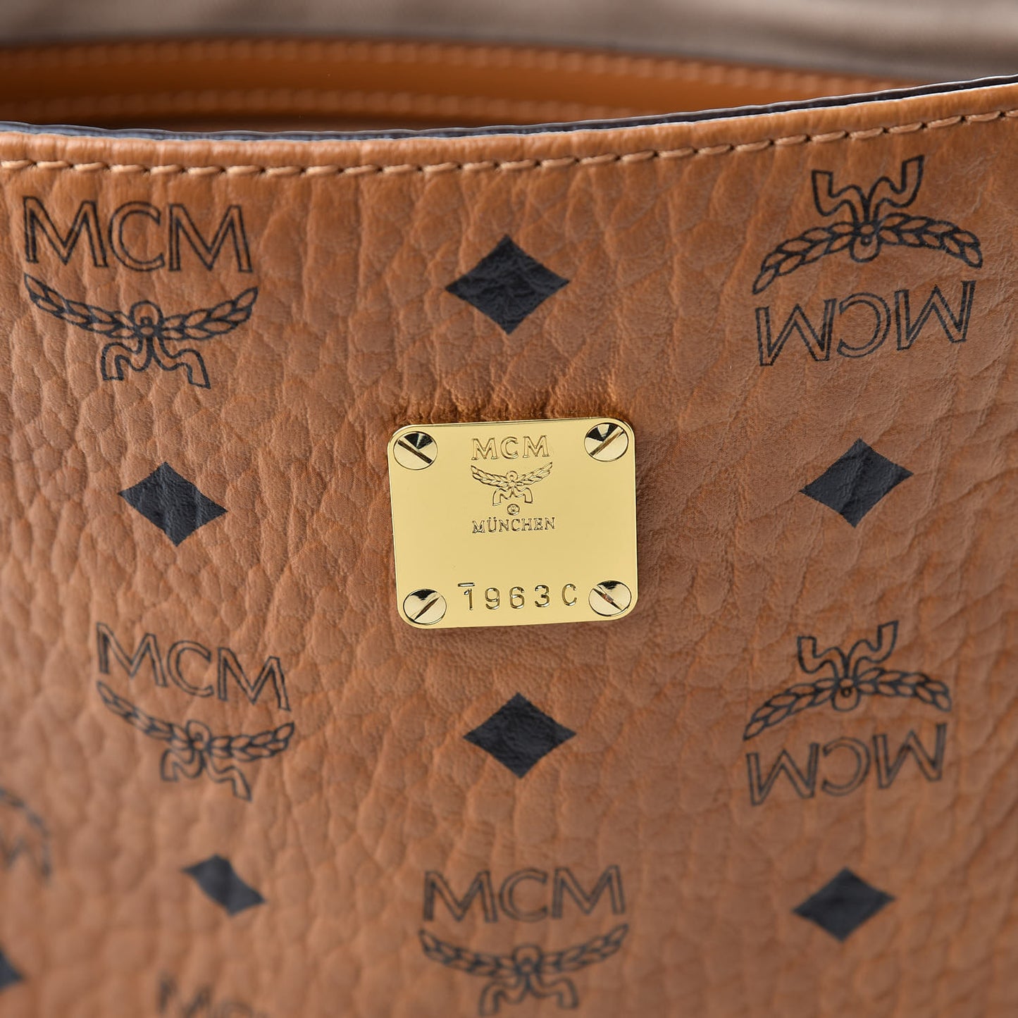 Visetos Large Zip Pouch Cognac