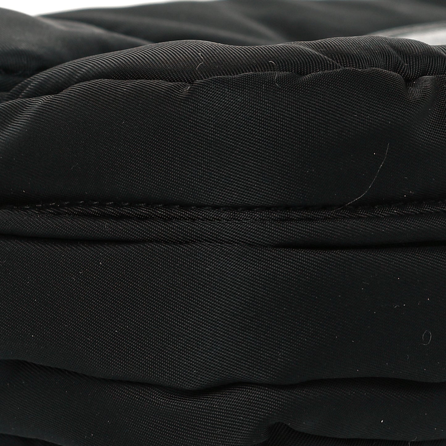 Tessuto Nylon Bomber Sound Chain Flap Shoulder Bag Black