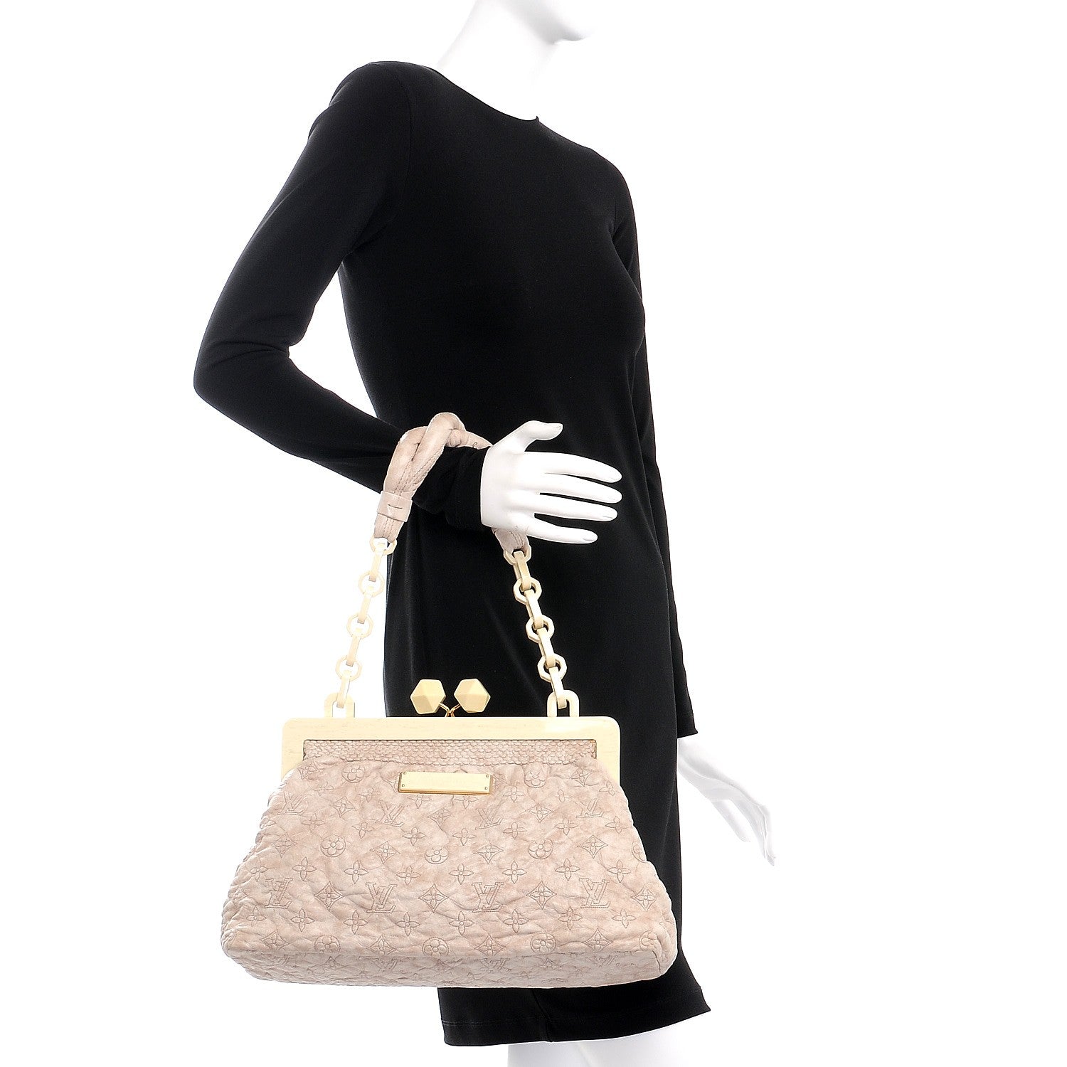 Louis Vuitton Lambskin Olympe Nimbus Cirrus Ecru 2 of 10