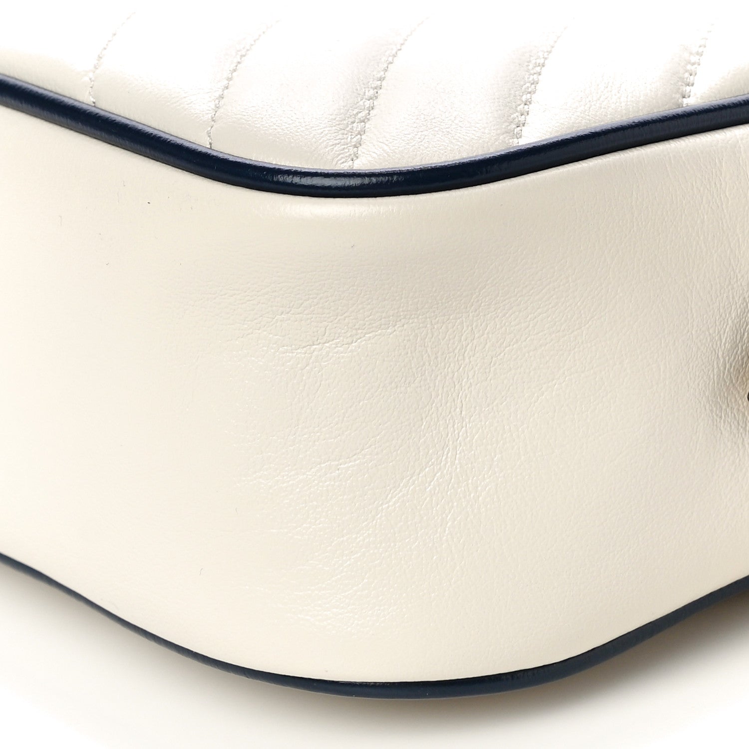 Gucci Vintage Effect Calfskin Matelasse Diagonal Small Torchon GG Marmont Chain Shoulder Bag Mystic White Blue Agata 10 of 13