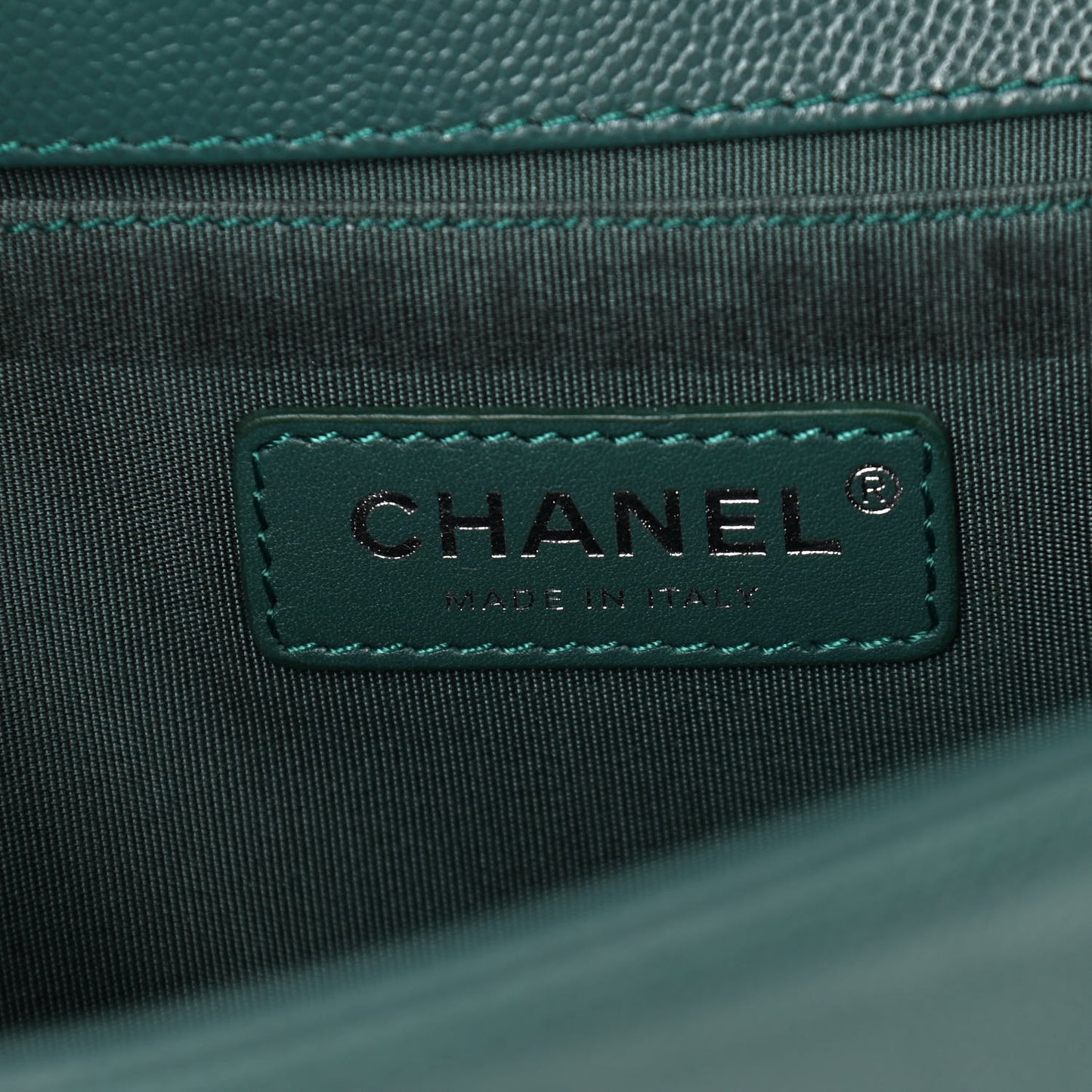 Caviar Chevron Quilted Medium Boy Flap Green