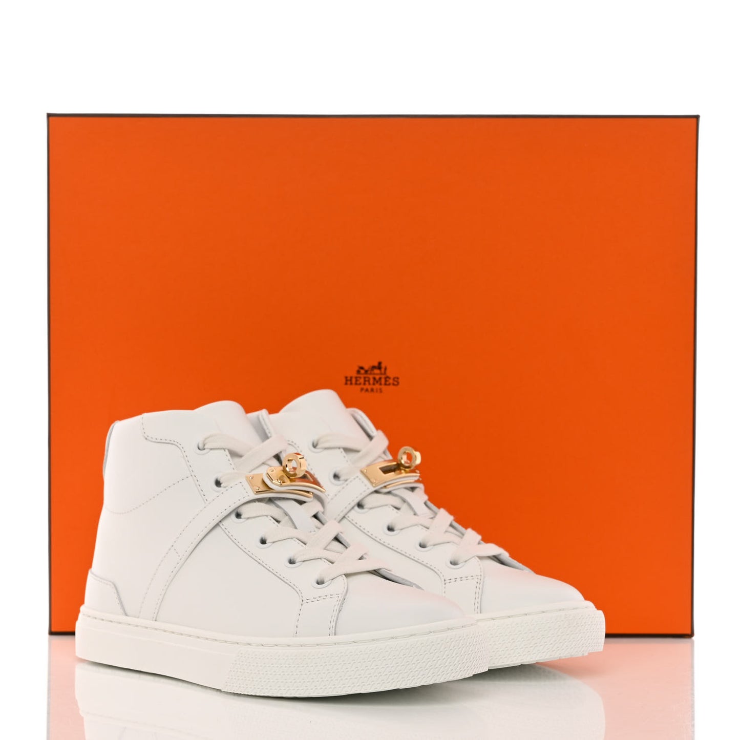 Calfskin Womens Daydream Sneakers 35 White