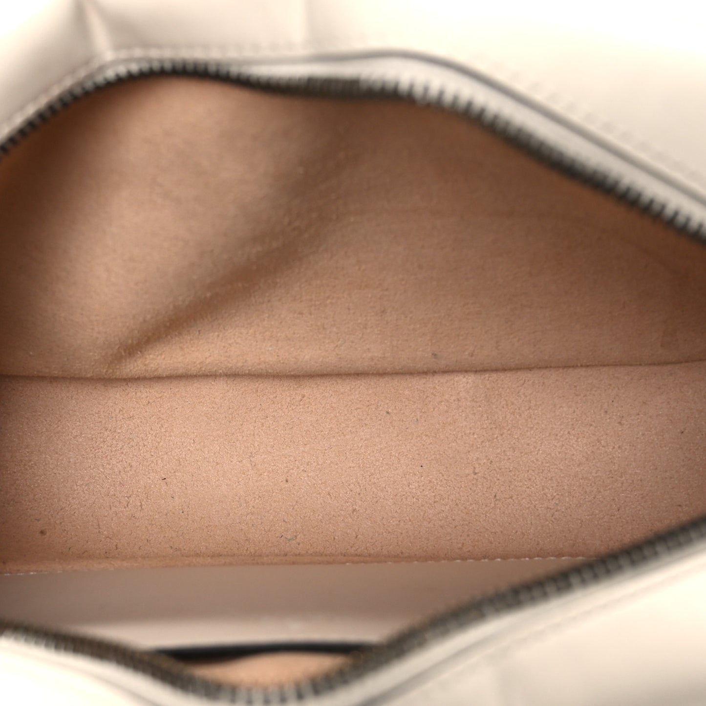 Calfskin Matelasse Small GG Marmont Chain Shoulder Bag White