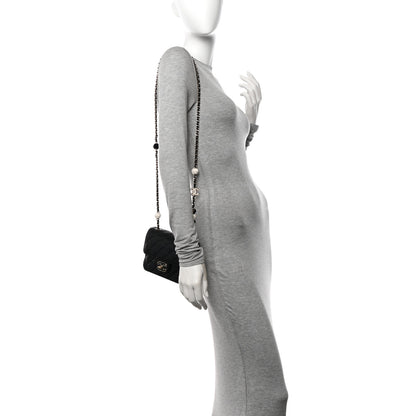 Chanel Lambskin Resin Quilted Mini Heart Square Flap Black 3 of 10