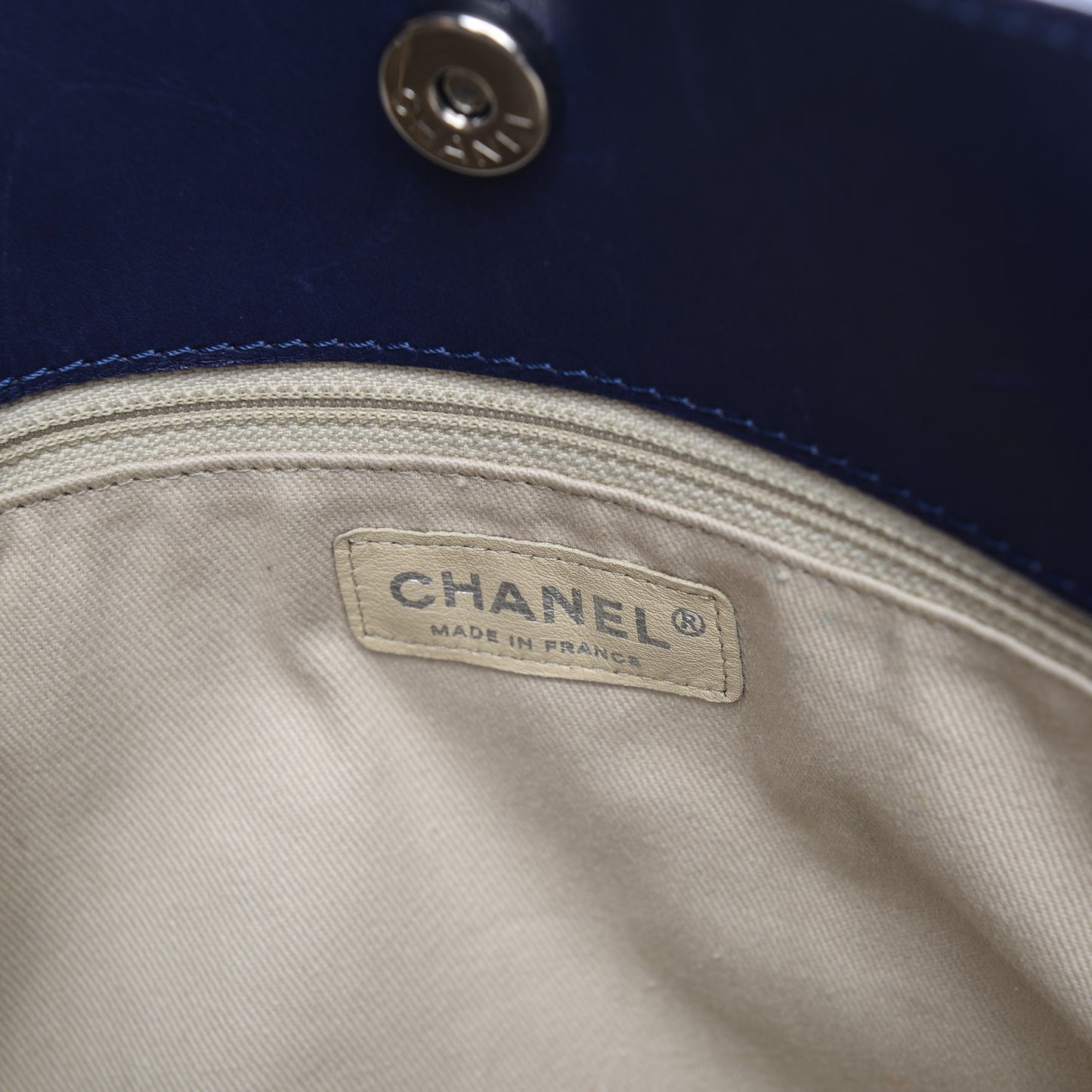Calfskin Double Stitch Large Hamptons Shopping Tote Dark Blue