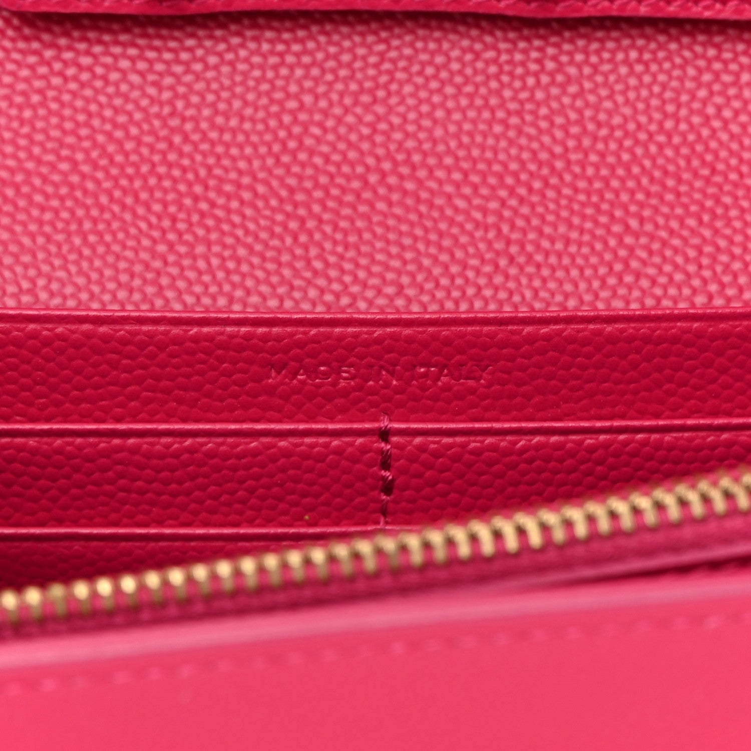 Saint Laurent Grain De Poudre Monogram Chain Wallet Bubblegum 7 of 16