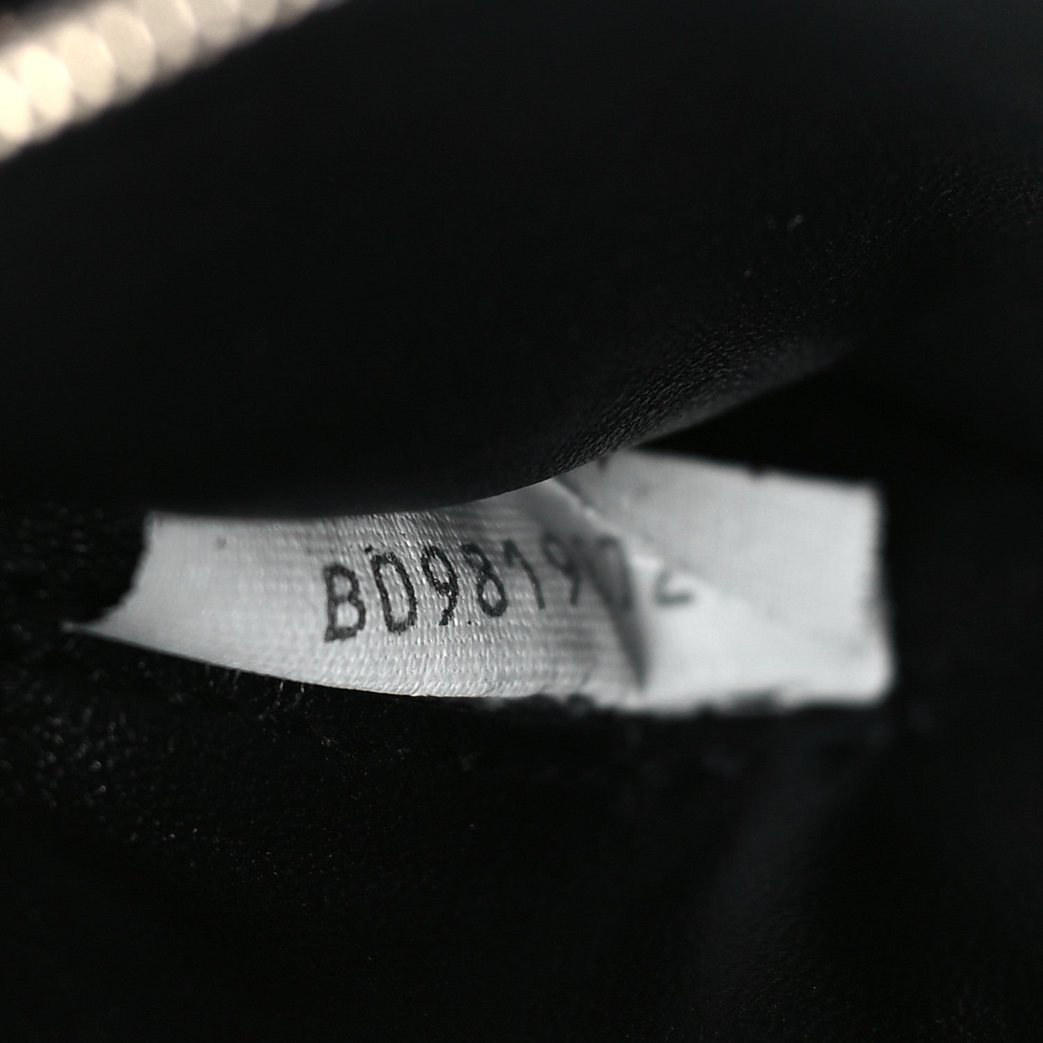 Bottega Veneta Lambskin Maxi Intreccio Small Cassette Crossbody Bag Black 7 of 9