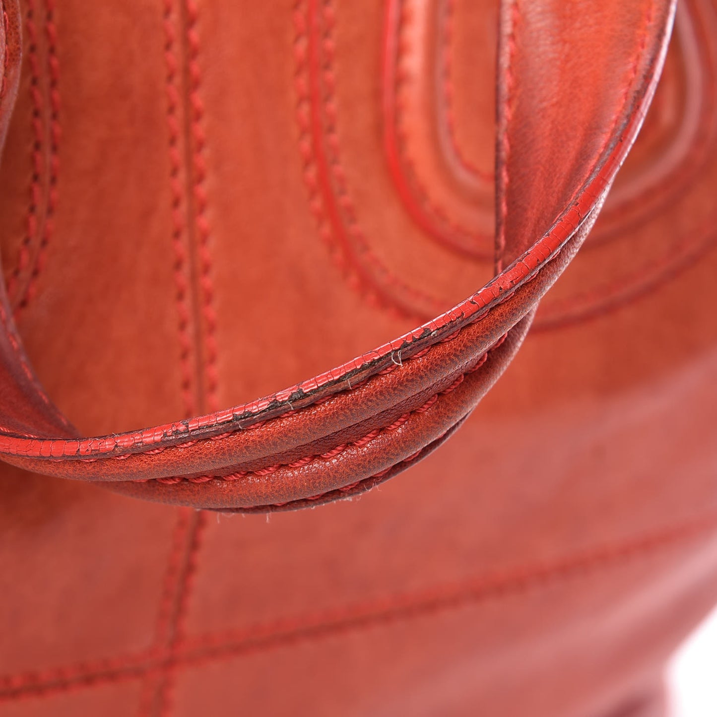 Lambskin Medium Nightingale Red