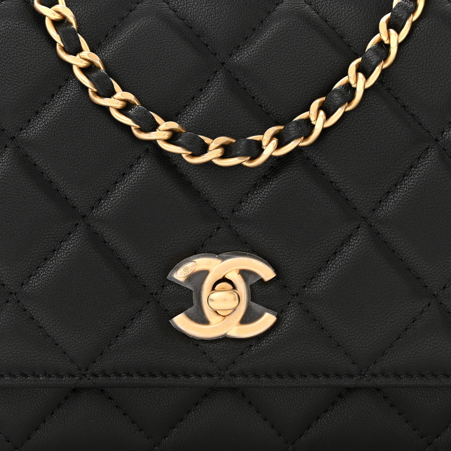Lambskin Quilted CC Pearl Crush Wallet on Chain WOC Black