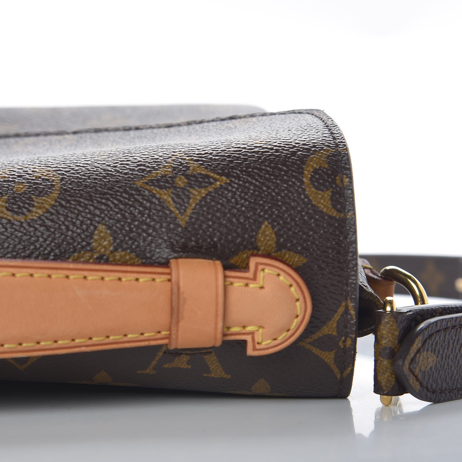 Louis Vuitton Monogram Pochette Metis 15 of 16