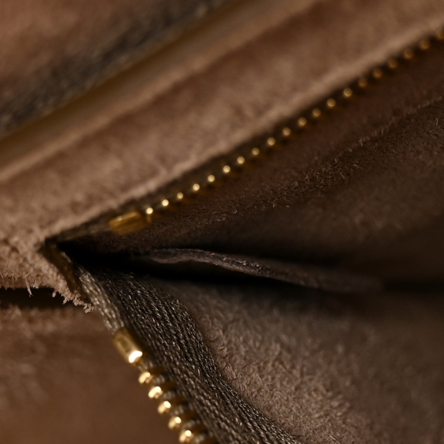 Celine Soft Grained Calfskin Sangle Bucket Bag Taupe 6 of 10