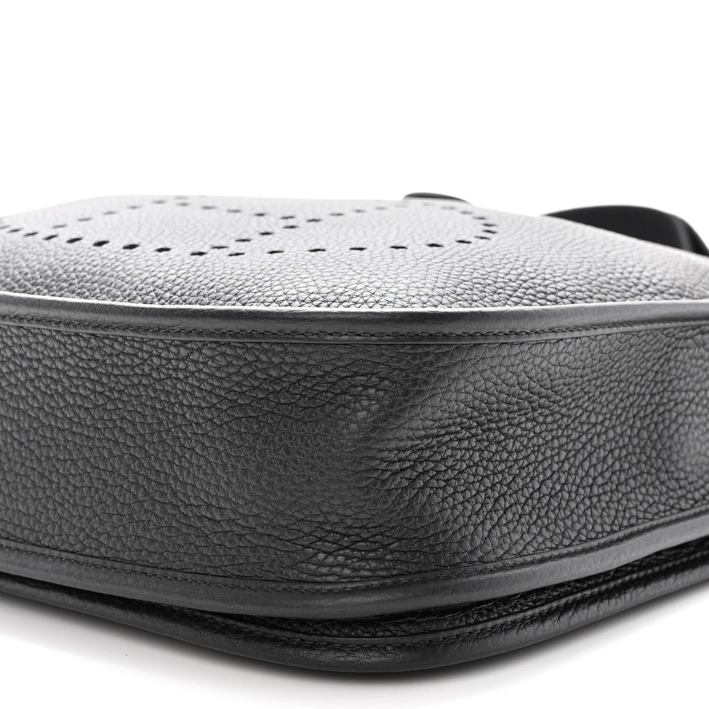 Taurillon Clemence Evelyne III PM Black