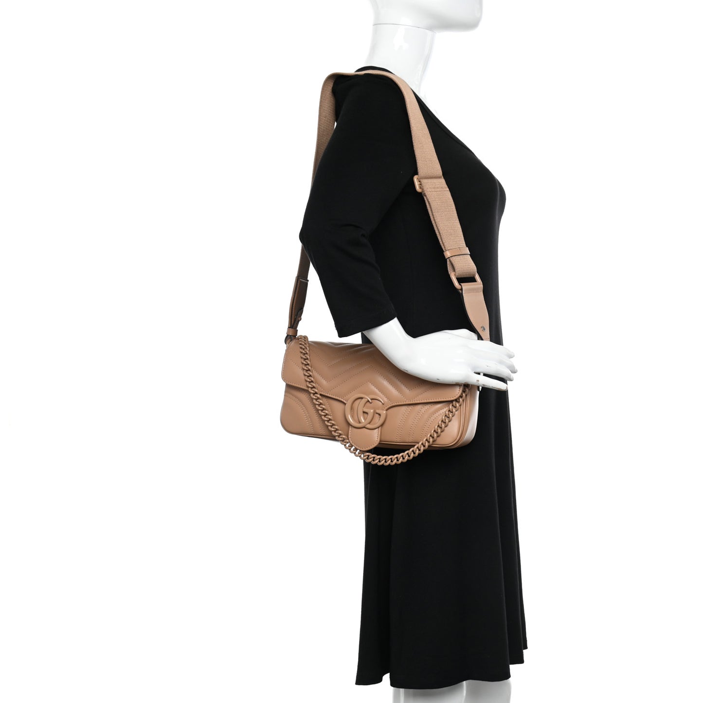 Calfskin Matelasse Monochrome GG Marmont Crossbody Shoulder Bag Camelia Winter Rose