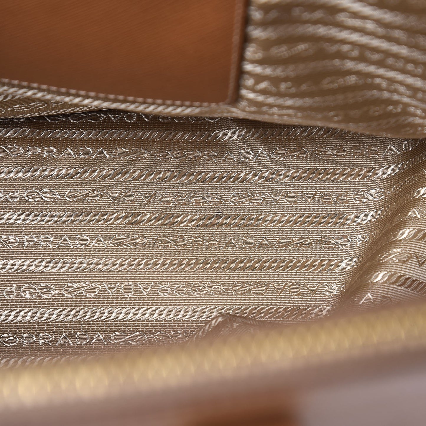 Saffiano Large Galleria Double Zip Tote Caramel